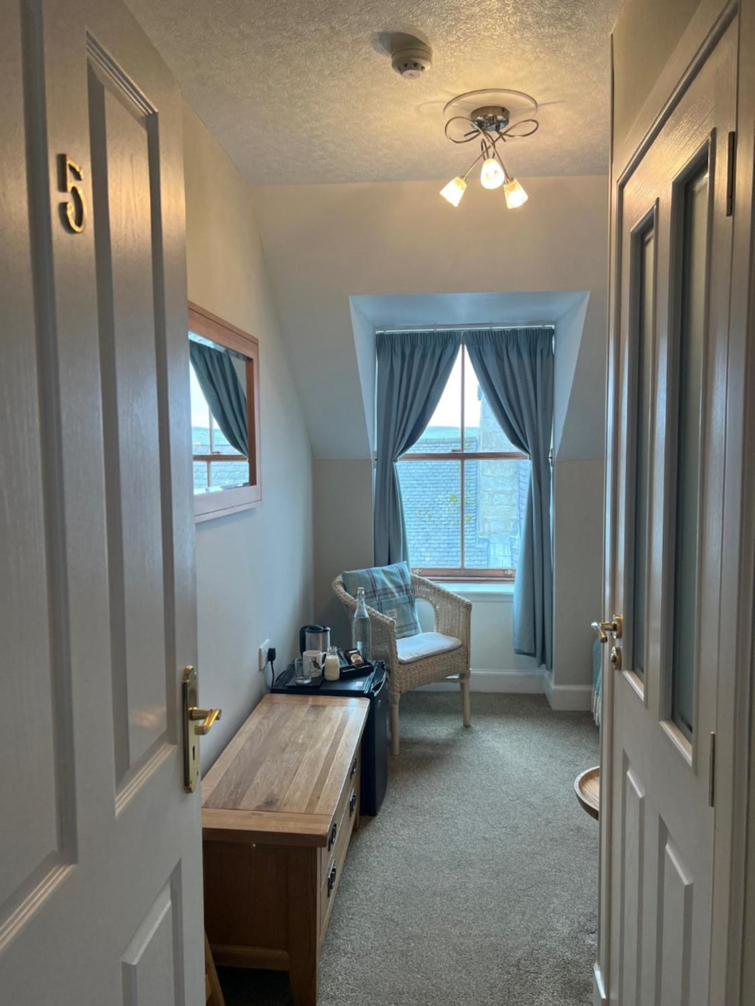 Fort Charlotte Guest House ليرويك المظهر الخارجي الصورة